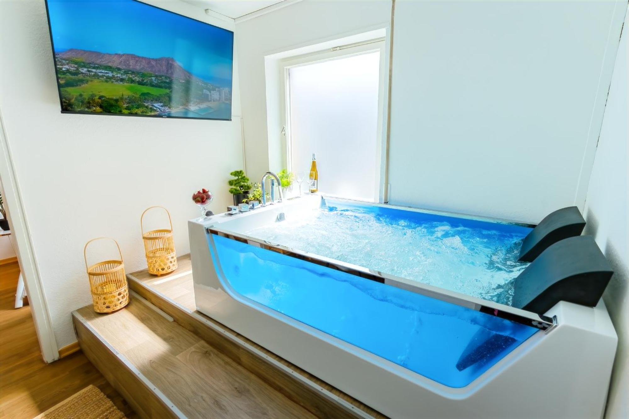 The Big Muenster Fuer Bis Zu 12, Whirlpool, Sauna, Zentral, Tischfussball, Balkon, Gasgrill Ulm Exteriör bild
