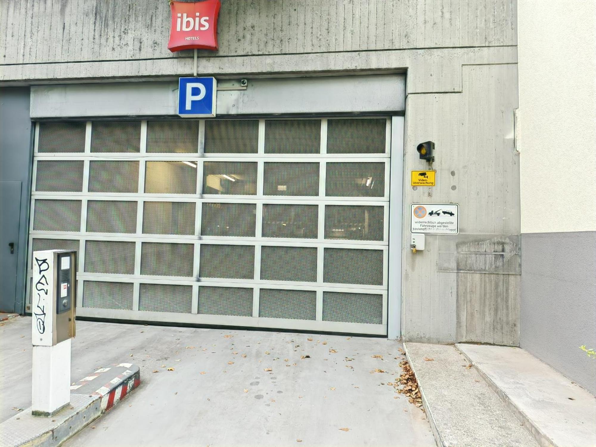 The Big Muenster Fuer Bis Zu 12, Whirlpool, Sauna, Zentral, Tischfussball, Balkon, Gasgrill Ulm Exteriör bild